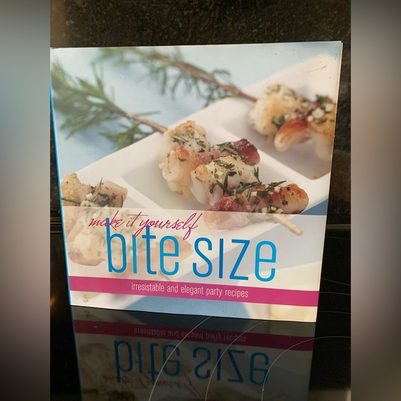 Bite Size Make It Yourself Hardcover Cookbook, with dust jacket - Picture 2 of 10